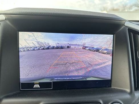 Used 2024 GMC Terrain SLT FWD image 24