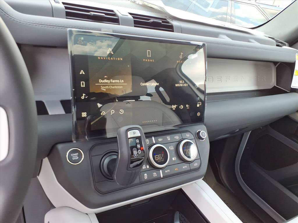 New 2026 Land Rover Defender 110 S AWD/4WD image 19