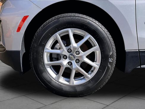 Certified 2022 Chevrolet Equinox LT FWD image 10