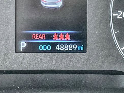 Used 2024 Toyota Corolla LE image 19