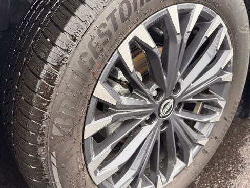 Used 2026 Nissan Rogue Platinum w/ Platinum Premium Package image 32