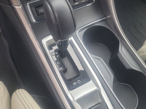 Used 2020 Subaru Ascent Limited image 23