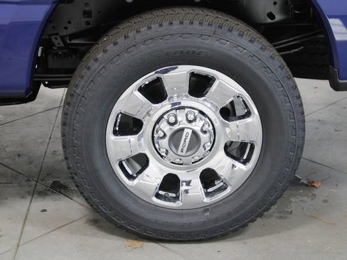 New 2026 Ford F250 Lariat w/ Chrome Package image 20