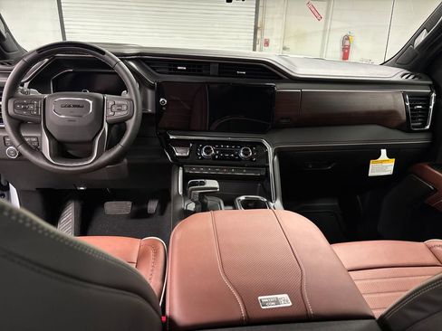 New 2026 GMC Sierra 1500 Denali Ultimate w/ LPO, Black Badging Package AWD/4WD image 28