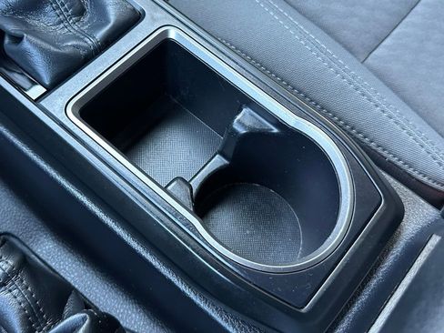 Used 2020 Toyota Tacoma SR image 48