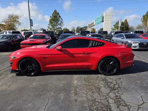 Used 2019 Ford Mustang GT w/ Equipment Group 301A image 6