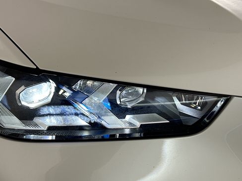 Used 2024 BMW X5 sDrive40i image 9