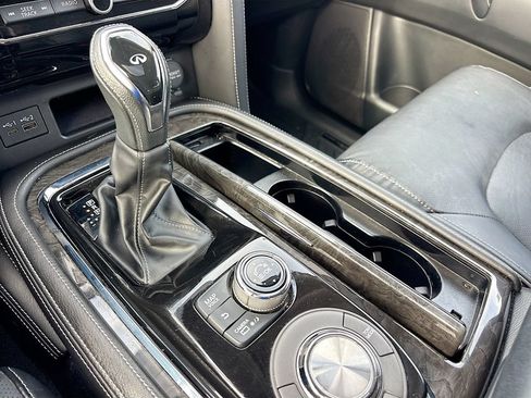 Used 2020 INFINITI QX80 Luxe w/ Cargo Package RWD image 17