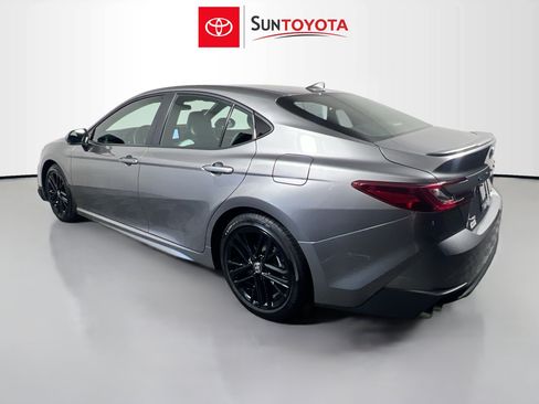 Used 2026 Toyota Camry SE FWD image 6