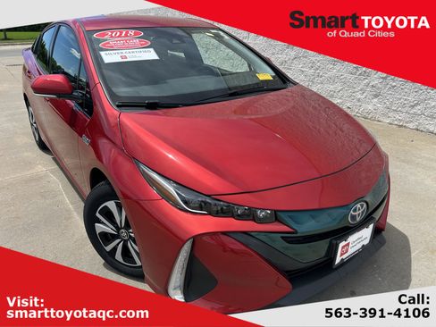 Certified 2018 Toyota Prius Prime Premium FWD image 1