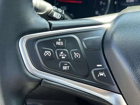 Used 2024 Chevrolet Equinox LT AWD/4WD image 23