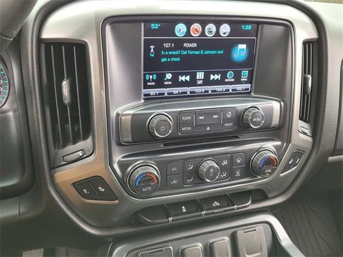 Used 2018 Chevrolet Silverado 1500 LT w/ All Star Edition image 19