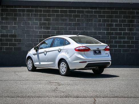 Used 2018 Ford Fiesta S FWD image 4