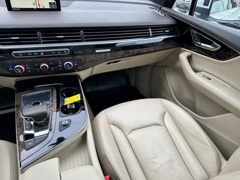 Used 2017 Audi Q7 3.0T Premium Plus image 13