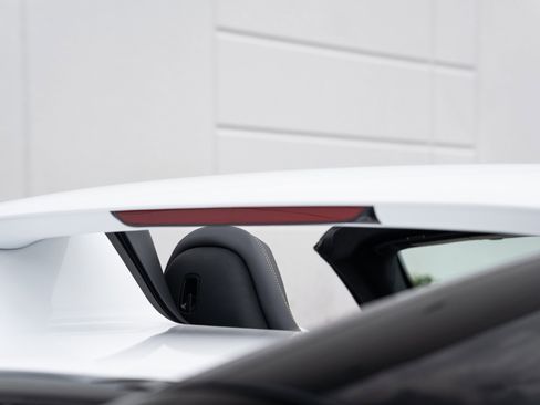 Used 2024 Ferrari 296 GTS RWD image 23