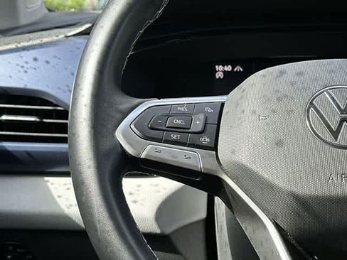 Used 2022 Volkswagen Taos SE AWD/4WD image 8