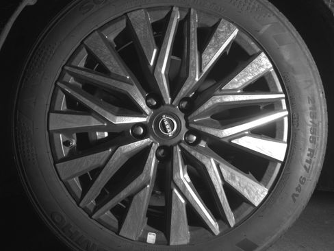 Used 2025 Nissan Altima 2.5 SV image 12