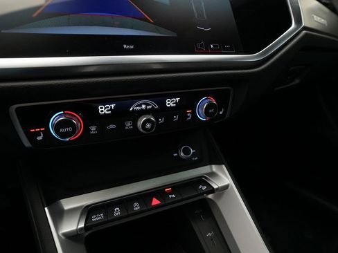 Used 2025 Audi Q3 2.0T Premium image 22