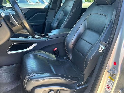 Used 2017 Jaguar F-PACE S AWD/4WD image 18