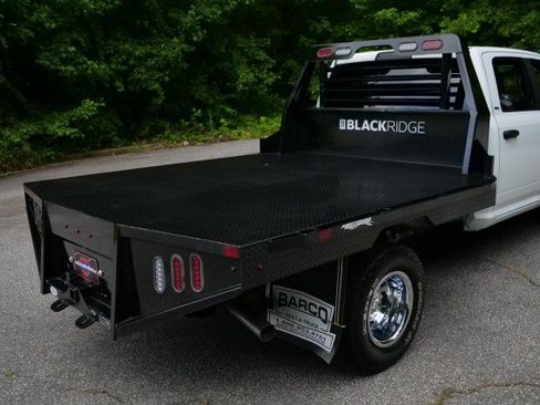 Used 2024 RAM 3500 SLT w/ Quick Order Package 2YG SLT AWD/4WD image 29
