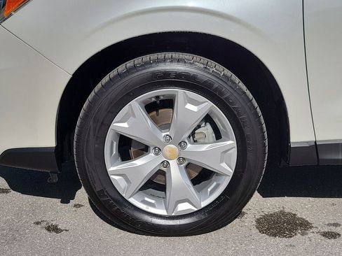 Used 2015 Subaru Forester 2.5i Premium w/ Popular Package #2 AWD/4WD image 11