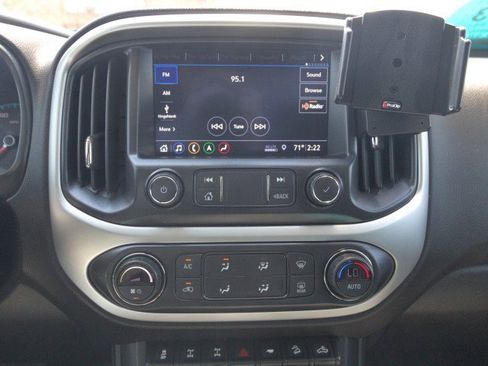 Used 2019 Chevrolet Colorado ZR2 w/ ZR2 Dusk Special Edition image 22