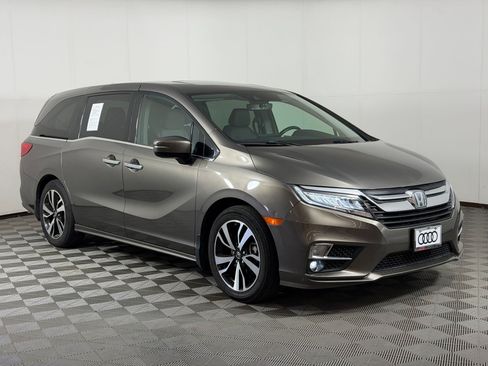 Used 2019 Honda Odyssey Elite image 7