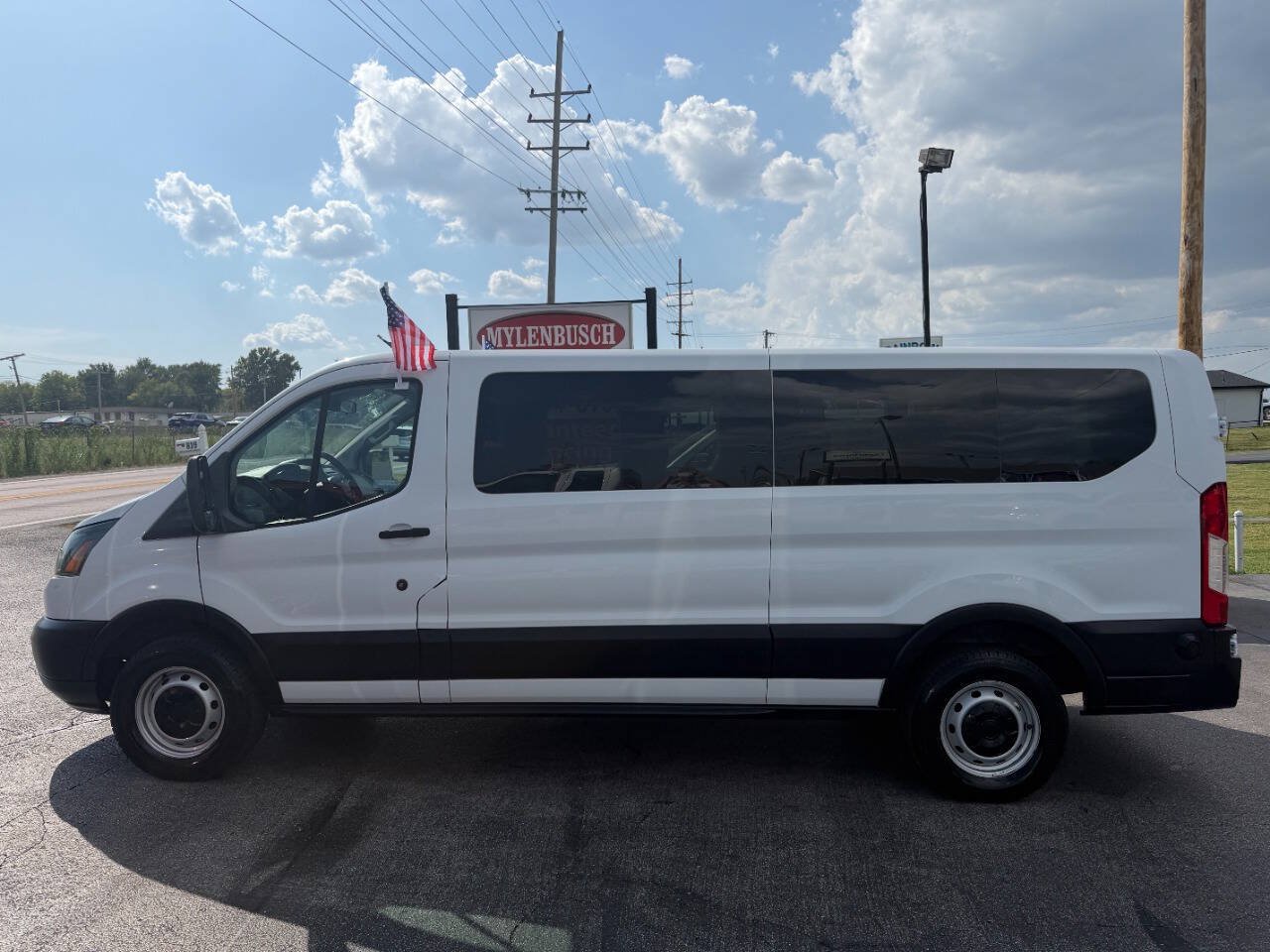 Used 2019 Ford Transit 350 XL RWD image 2