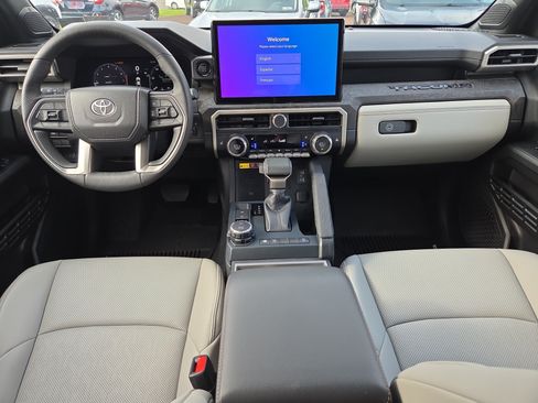 Certified 2025 Toyota Tacoma Limited AWD/4WD image 19
