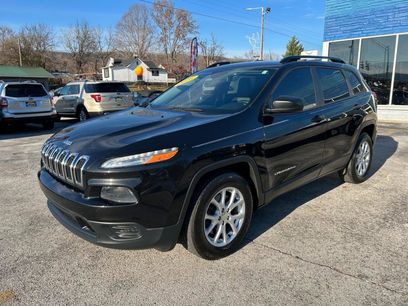 Used 2016 Jeep Cherokee Sport