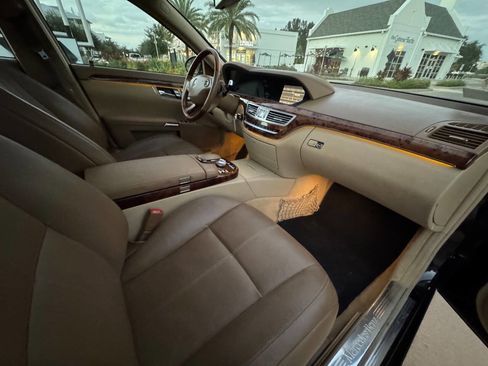 Used 2009 Mercedes-Benz S 550 image 25