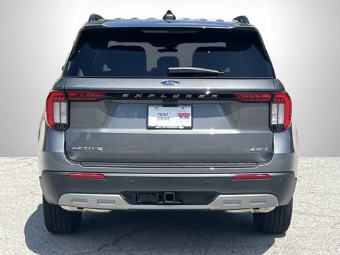 New 2026 Ford Explorer Active AWD/4WD image 23