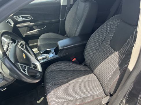 Used 2017 Chevrolet Equinox LT w/ Convenience Package FWD image 10