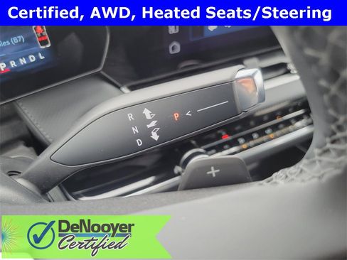 Used 2025 Chevrolet Equinox LT w/ Convenience Package II image 16