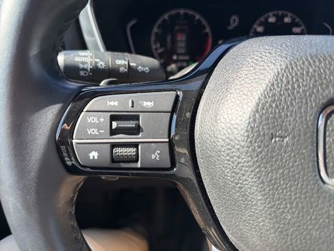 Used 2023 Honda Pilot EX-L image 18