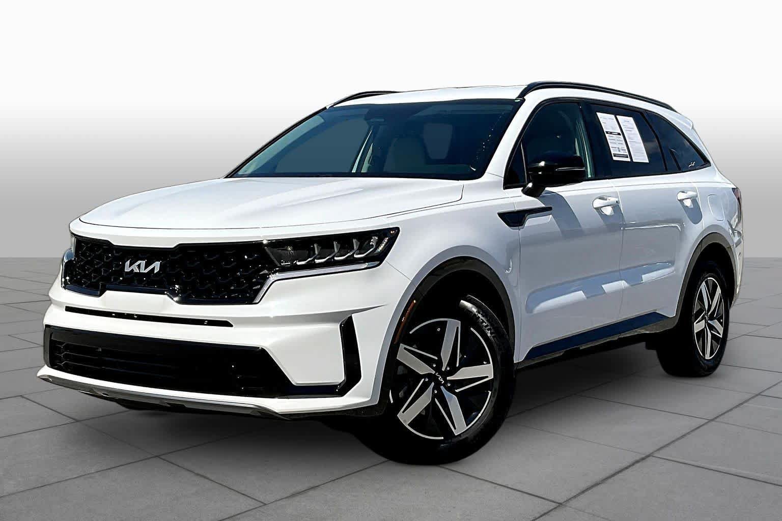 Used 2023 Kia Sorento S FWD image 1