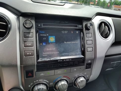 Used 2018 Toyota Tundra SR5 AWD/4WD image 14