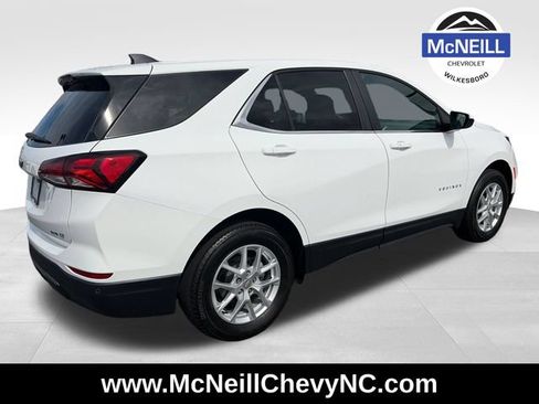 Used 2024 Chevrolet Equinox LT w/ LPO, Floor Liner Package AWD/4WD image 8