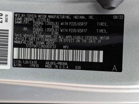 Used 2022 Toyota Sienna XLE AWD/4WD image 31