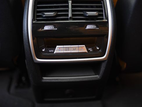 Used 2021 BMW X5 xDrive45e w/ Premium Package 3 image 55