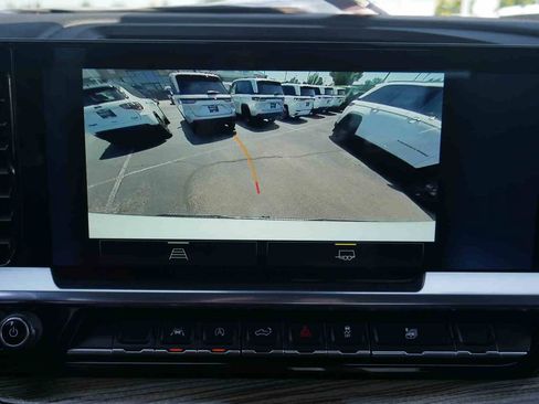 Used 2024 Chevrolet Silverado 1500 RST AWD/4WD image 34