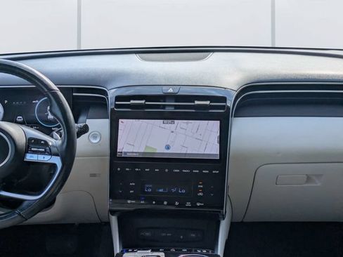 Used 2022 Hyundai Tucson Limited FWD image 19