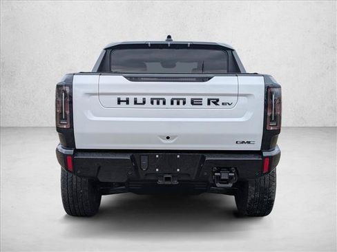 New 2026 GMC Hummer EV 4x4 Crew Cab w/ LPO, Dark Essentials Package image 8