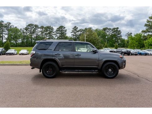 Used 2023 Toyota 4Runner SR5 Premium w/ Moonroof Package image 4