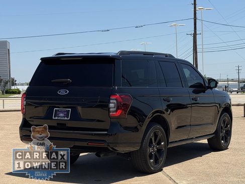 Used 2024 Ford Expedition Limited RWD image 4