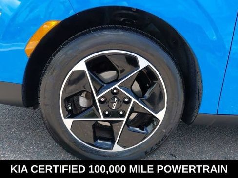 Certified 2024 Kia Soul EX FWD image 10