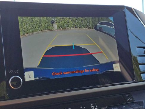 Used 2025 Toyota Camry LE FWD image 29