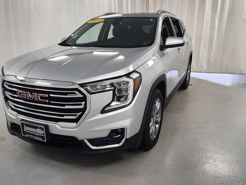 Used 2022 GMC Terrain SLT w/ LPO, Roadside Safety Package AWD/4WD image 7