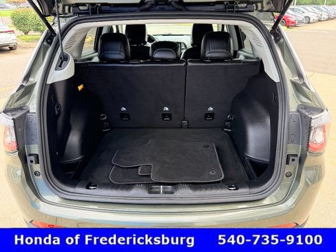 Used 2018 Jeep Compass Limited w/ Navigation Group AWD/4WD image 12
