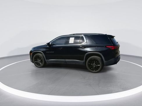 Used 2022 Chevrolet Traverse LT FWD image 8